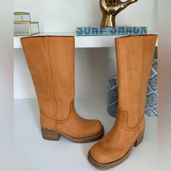 Jeffrey Campbell Tan Heeled Boots - Picture 9 of 11